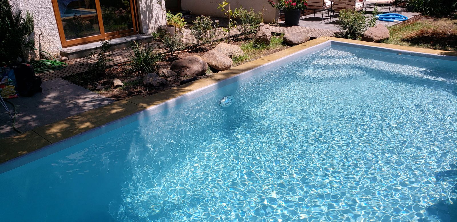 Piscina temperada iluminada